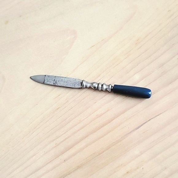 Vintage Mini Nail File w/ Dark Blue Handle - Picture 1 of 3